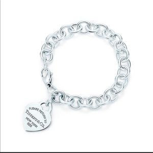 TIFFANY-Return to Tiffany Heart Tag Charm Bracelet